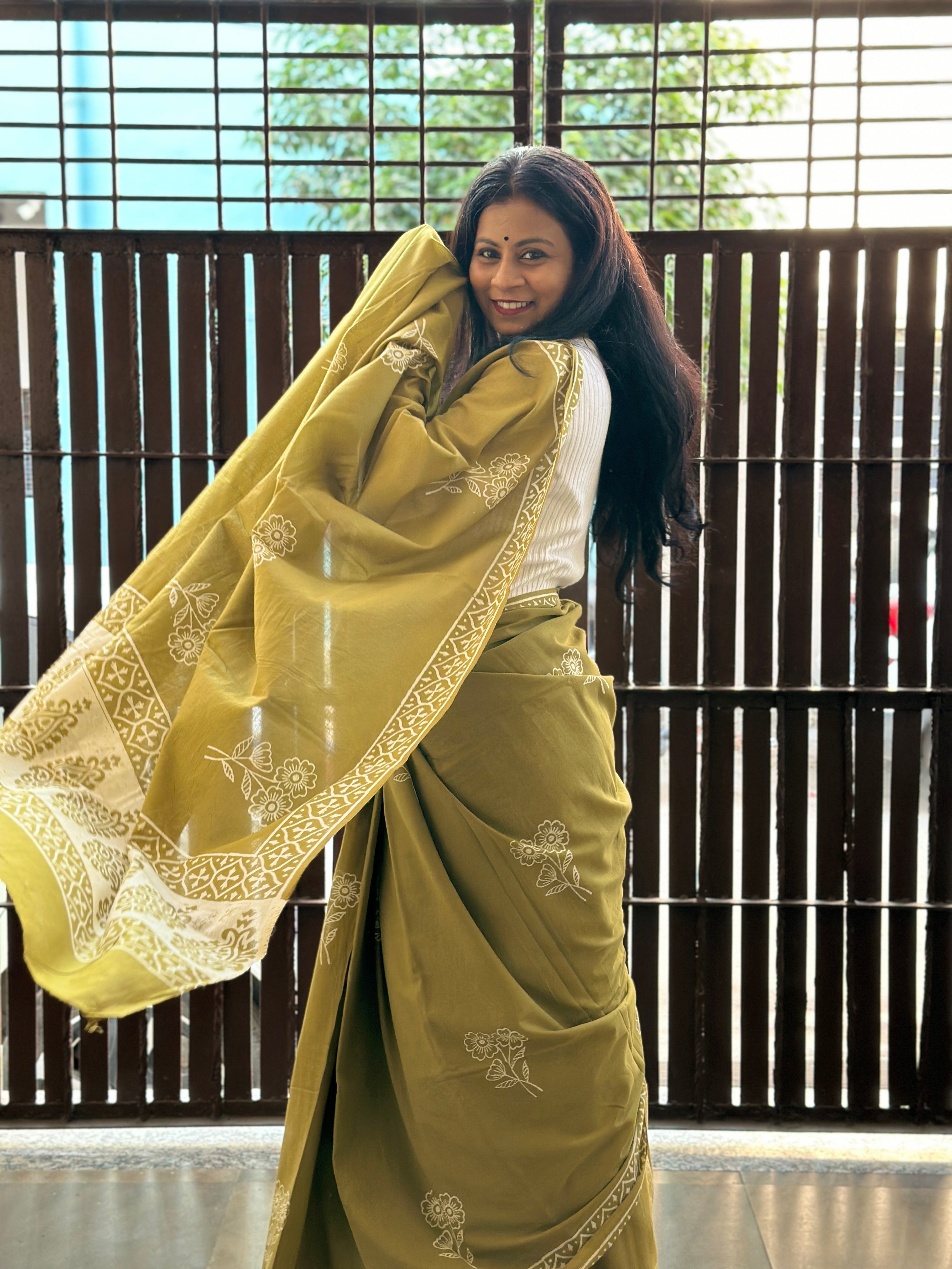 Pure cotton handblock sarees made by Jaipur artisans