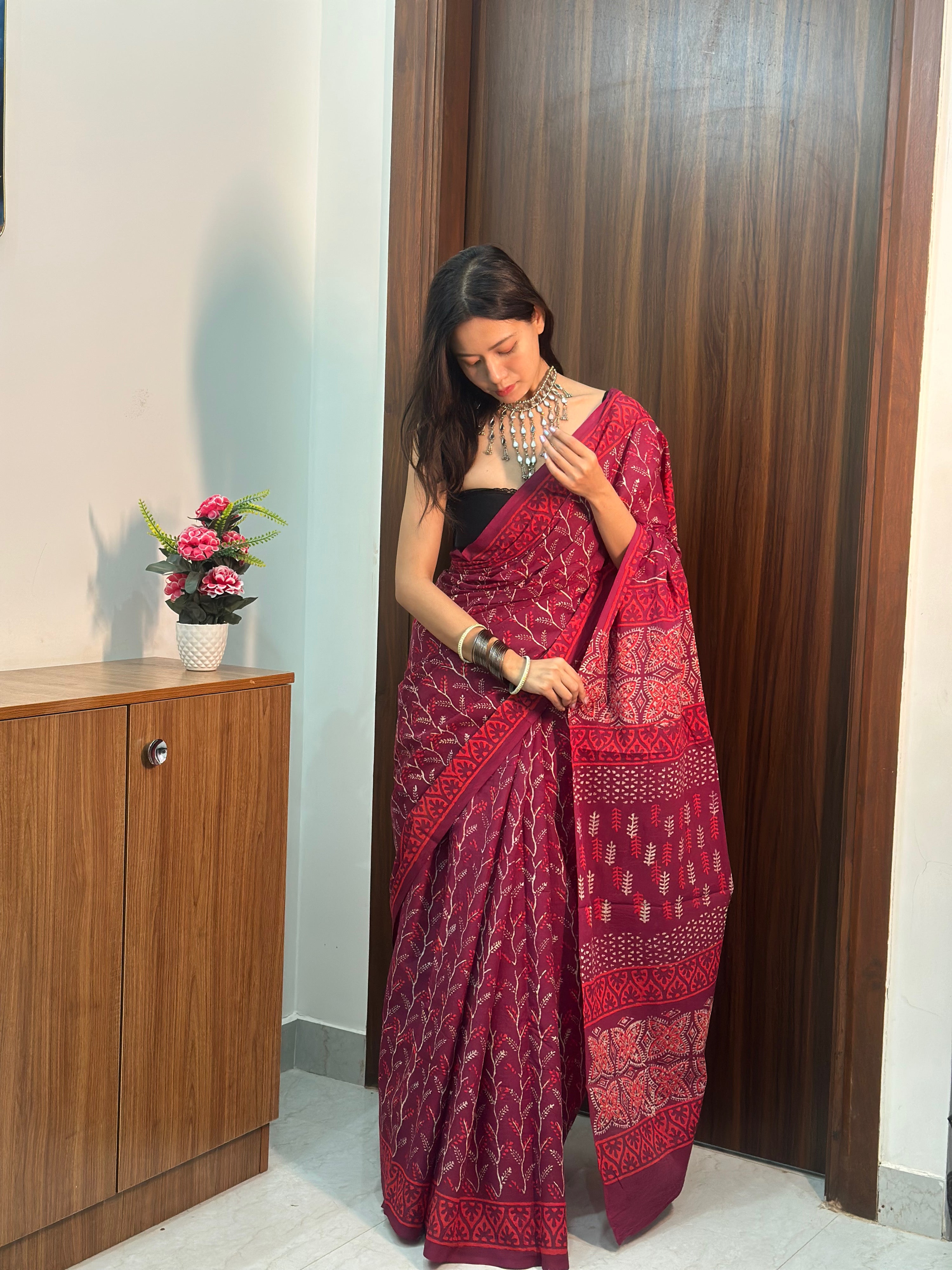 Mulberry Magic – Floral Mulmul Handblock Saree