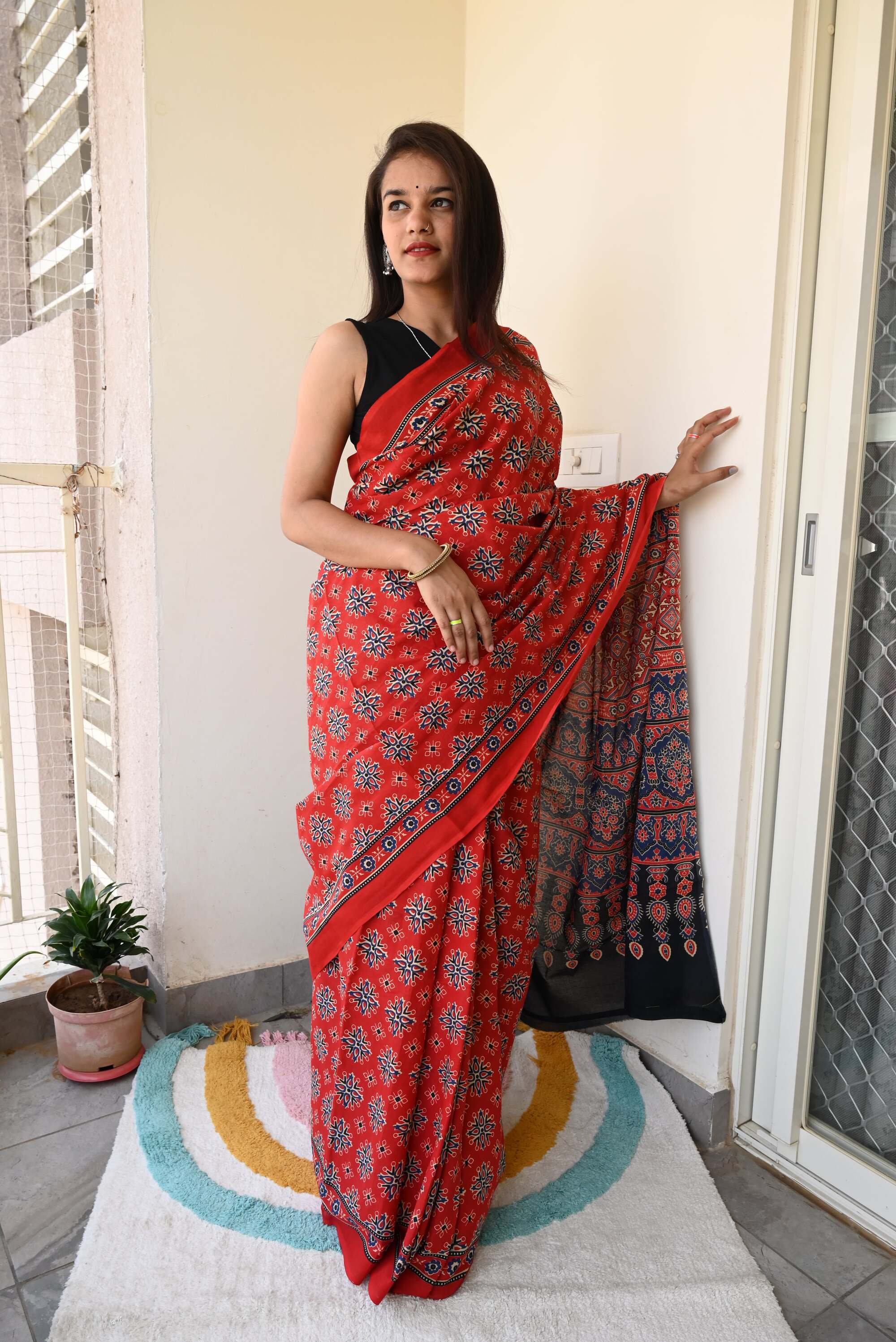 Red Screen Printed Mulmul Cotton Saree SK05
