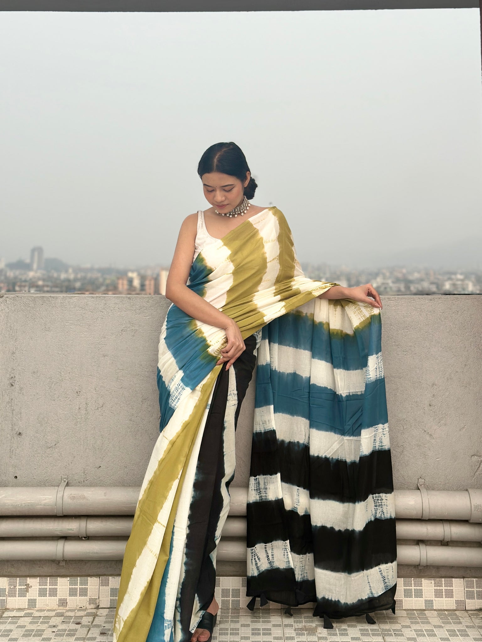 Sagar Kinare - Tie & Dye Shibori Print Natural Dyed - Mulmul Cotton Saree