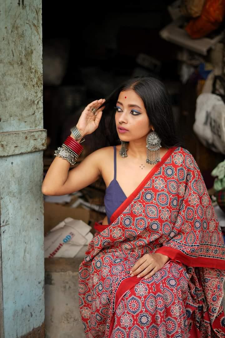 Classical Beauty - Red Ajrakh - Cotton Mulmul Handlock Saree