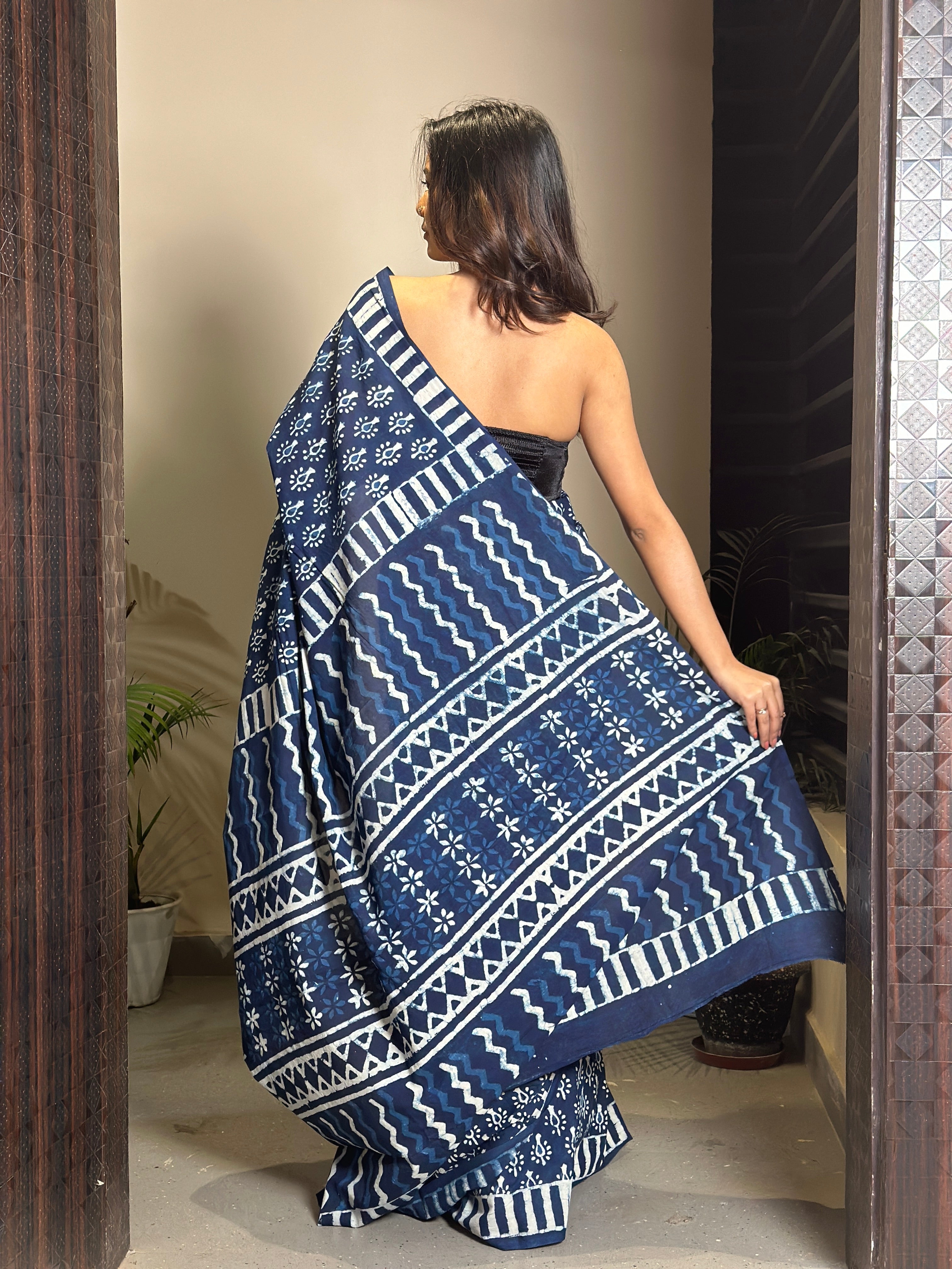 Indigo Lit - Handblock Dabu in Natural Dyes - Cotton Mulmul Saree