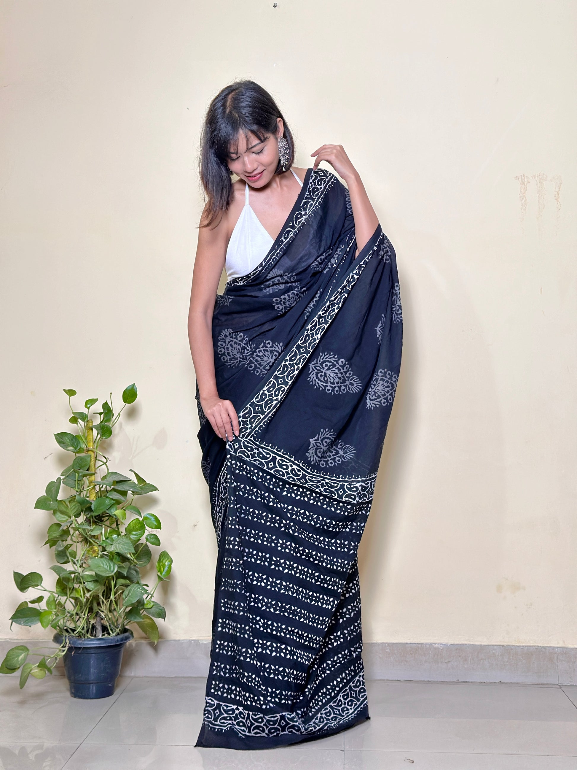 Black Pepper -Handblock Print Natural Dyed - Mulmul Cotton Saree