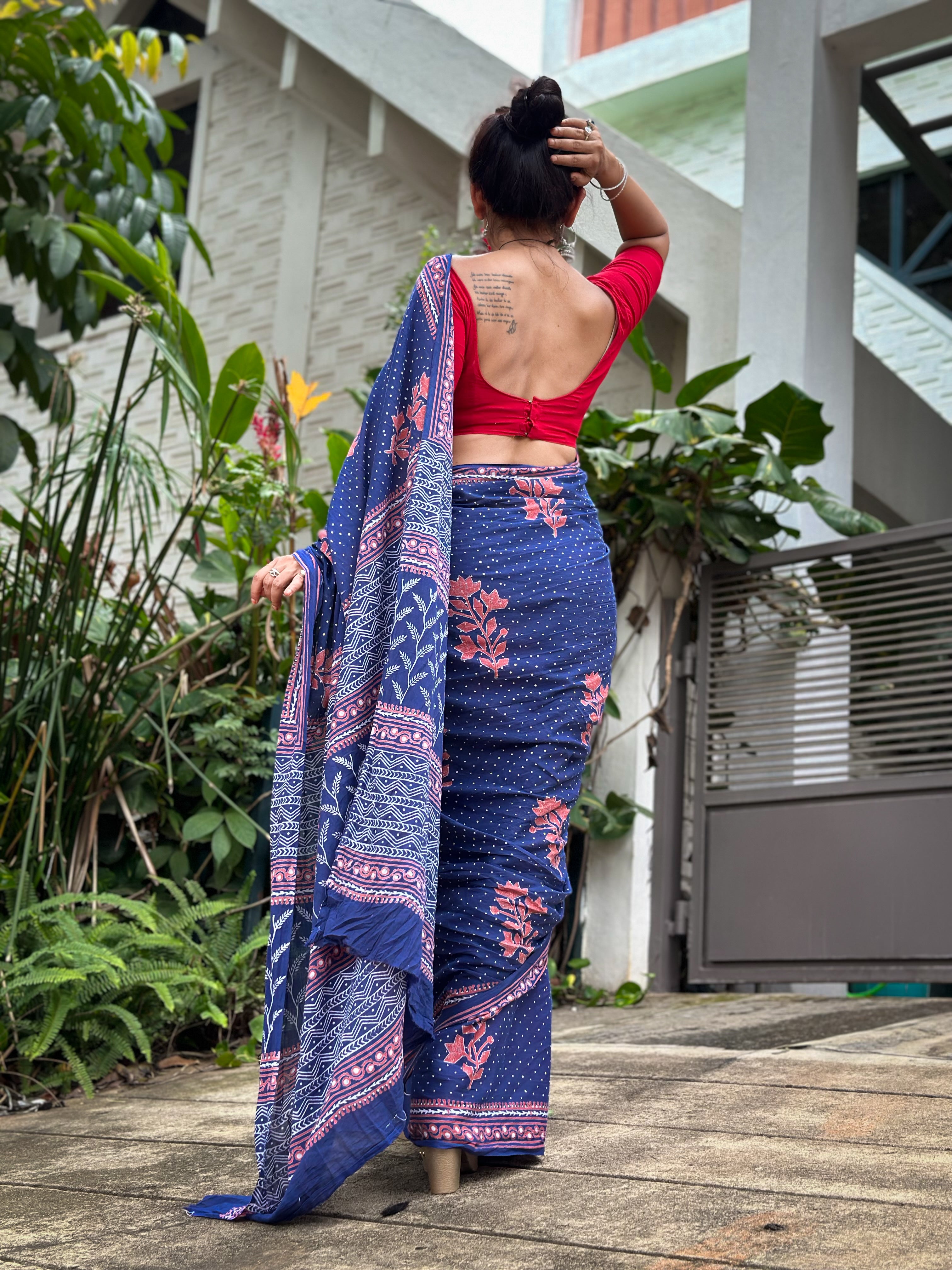 Elegant Navy Blue - Handblock Printed Cotton Saree for Summer