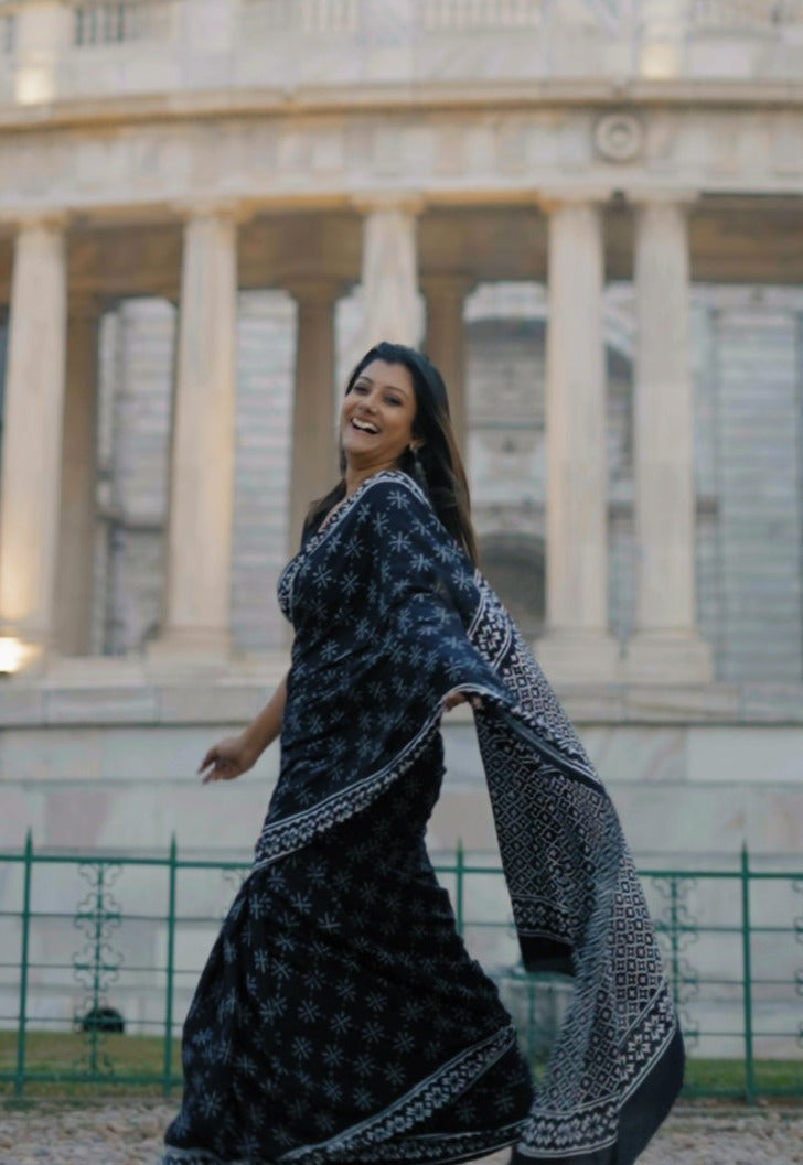 A Sky Full Of Wonders - Handblock Print Natural Dyed - Black Mulmul Cotton Saree